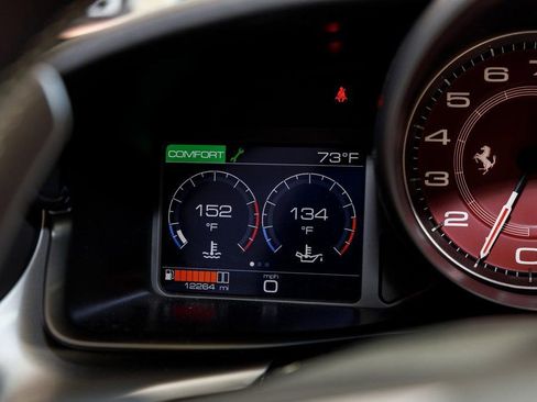 Used 2019 Ferrari GTC4Lusso image 35