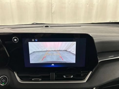 Used 2025 Chevrolet Equinox LT AWD/4WD image 16