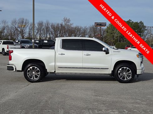 Used 2025 Chevrolet Silverado 1500 High Country w/ Technology Package image 6