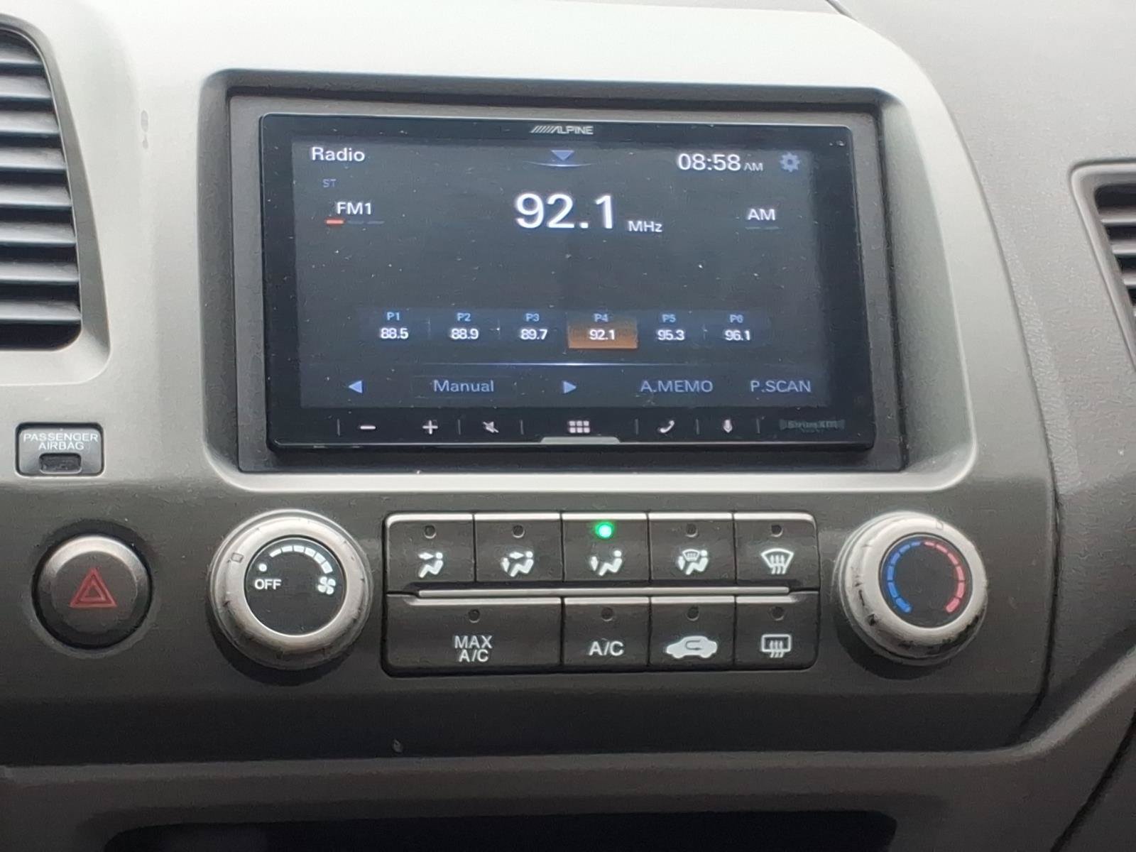 Used 2010 Honda Civic DX-VP image 6