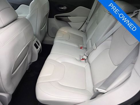 Used 2020 Jeep Cherokee Limited FWD image 14