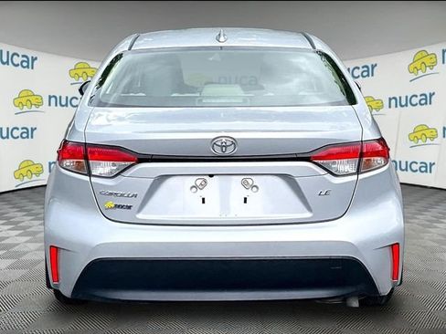Used 2023 Toyota Corolla LE w/ LE Premium Package FWD image 4