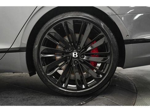 Certified 2023 Bentley Flying Spur W12 image 32