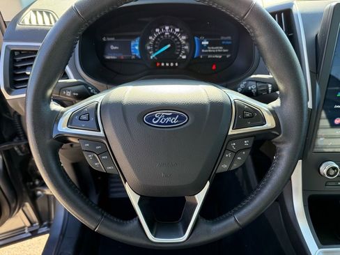 Used 2024 Ford Edge SEL image 20