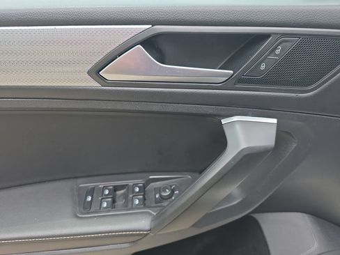 Used 2023 Volkswagen Tiguan S FWD image 19