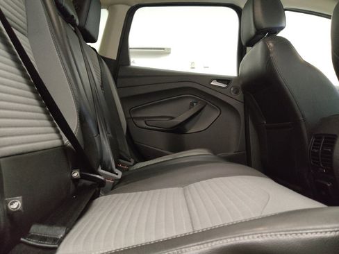 Used 2017 Ford Escape Titanium FWD image 19
