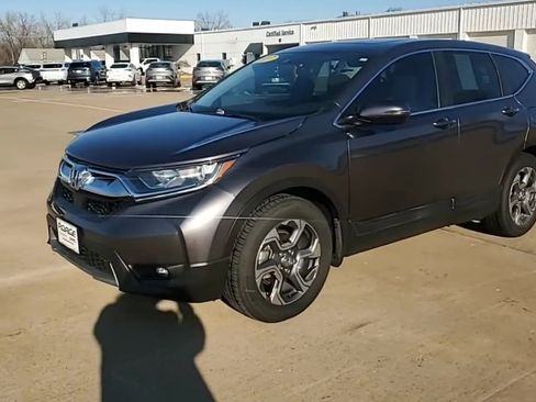 Used 2017 Honda CR-V EX image 4