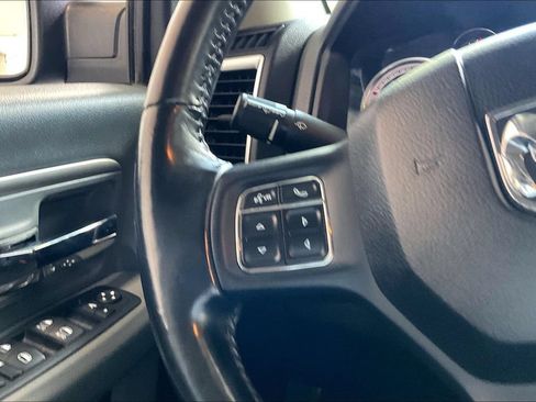Used 2019 RAM 1500 Warlock AWD/4WD image 8