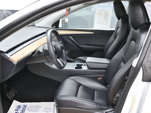 Used 2023 Tesla Model Y Long Range AWD/4WD image 16