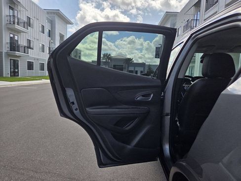 Used 2014 Buick Encore FWD image 35