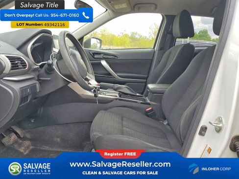 Used 2020 Mitsubishi Eclipse Cross LE FWD image 9