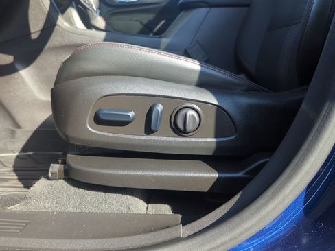 Certified 2023 Chevrolet Equinox RS w/ LPO, Floor Liner Package image 29