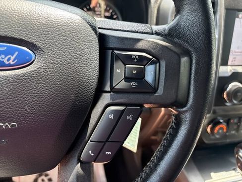 Used 2019 Ford F150 XLT w/ Equipment Group 302A Luxury AWD/4WD image 12