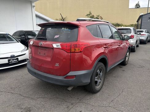 Used 2014 Toyota RAV4 LE AWD/4WD image 3