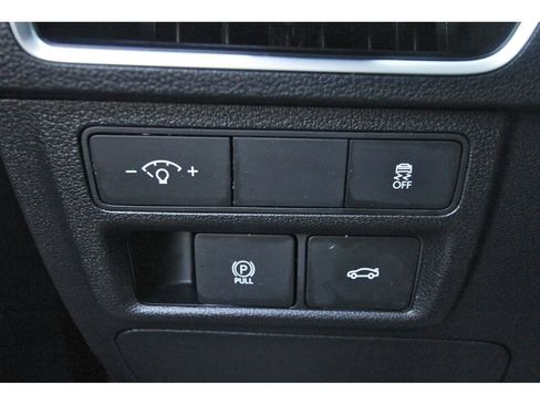 Certified 2024 Hyundai Sonata SEL w/ Convenience Package FWD image 22