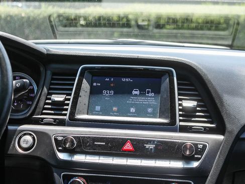 Used 2019 Hyundai Sonata SEL FWD image 18