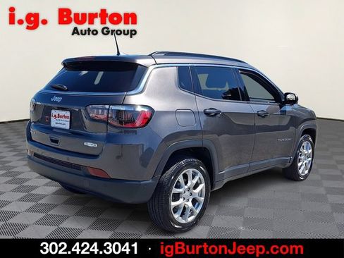 Certified 2023 Jeep Compass Latitude AWD/4WD image 6