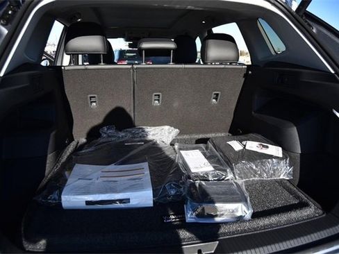 New 2026 Volkswagen Tiguan SE image 24