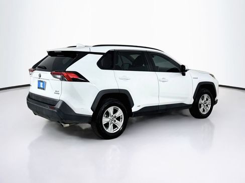 Used 2021 Toyota RAV4 XLE w/ Convenience Package AWD/4WD image 7