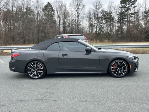 Used 2023 BMW M440i Convertible w/ Premium Package image 9