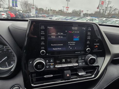 Used 2022 Toyota Highlander XLE image 22
