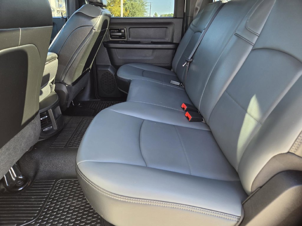 Used 2021 RAM 2500 Tradesman w/ Chrome Appearance Group AWD/4WD image 32