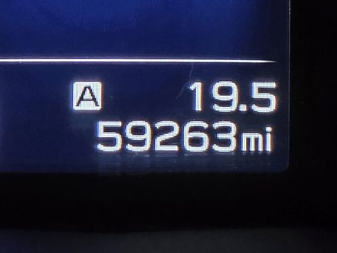 Used 2021 Subaru Ascent Premium w/ Convenience Package image 35