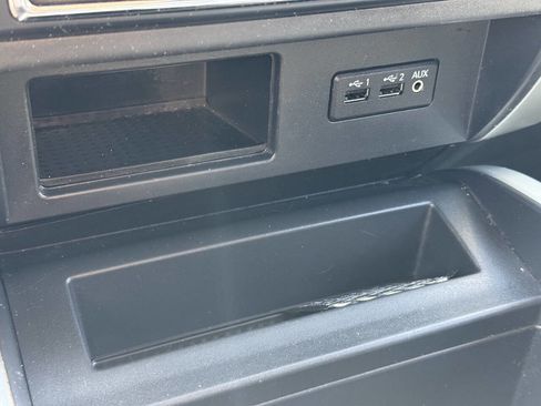 Used 2019 Nissan Titan PRO-4X AWD/4WD image 35