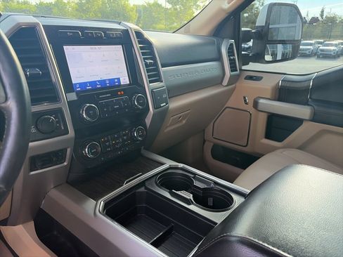 Used 2020 Ford F250 Lariat w/ Lariat Ultimate Package AWD/4WD image 17