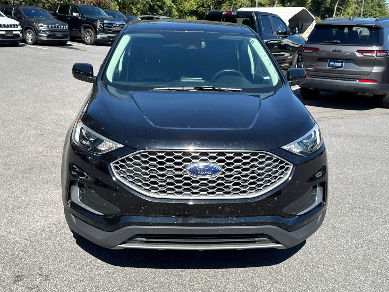 Used 2024 Ford Edge SEL AWD/4WD image 2