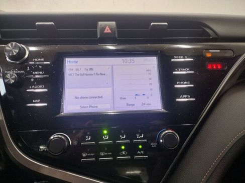 Used 2019 Toyota Camry LE w/ Carpet Mat Package FWD image 26