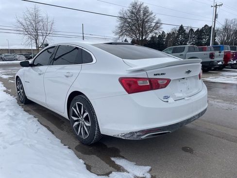 Used 2023 Chevrolet Malibu RS image 2
