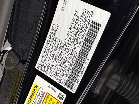 Used 2025 Acura TLX SH-AWD w/ A-SPEC Pkg image 38