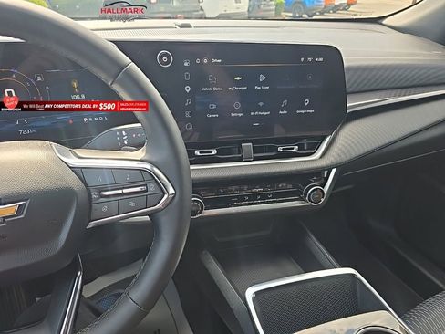 Used 2026 Chevrolet Equinox LT FWD image 15
