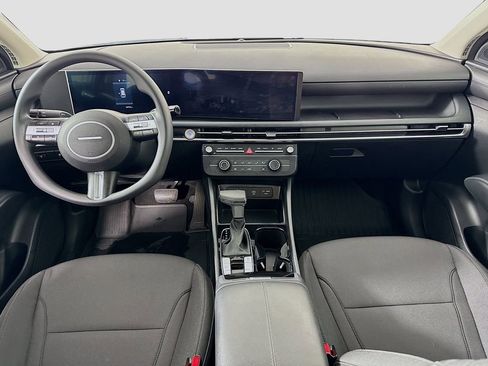 Certified 2025 Hyundai Tucson SE image 36