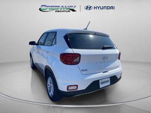 New 2026 Hyundai Venue SE FWD image 5