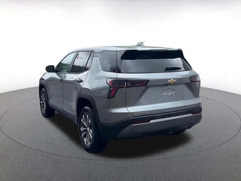 Used 2025 Chevrolet Equinox LT FWD image 11