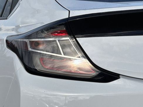 Used 2017 Chevrolet Volt Premier w/ Driver Confidence II Package image 45