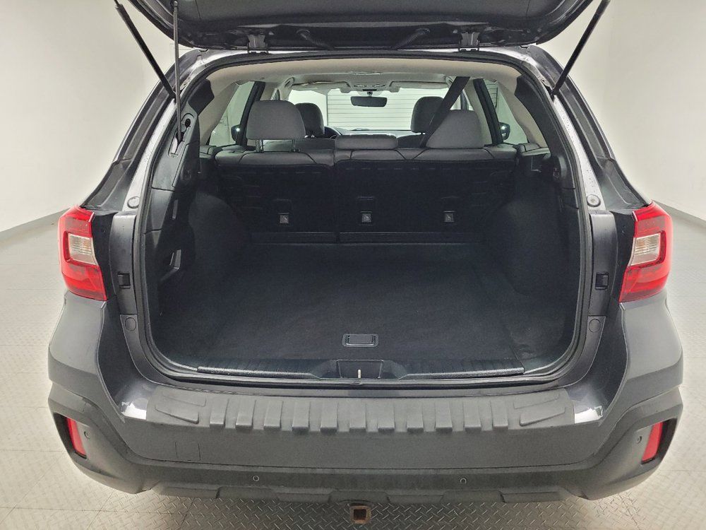 Used 2018 Subaru Outback 3.6R Limited AWD/4WD image 29