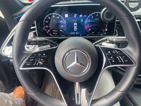 Used 2025 Mercedes-Benz E 350 4MATIC Sedan w/ Driver Assistance Package image 10