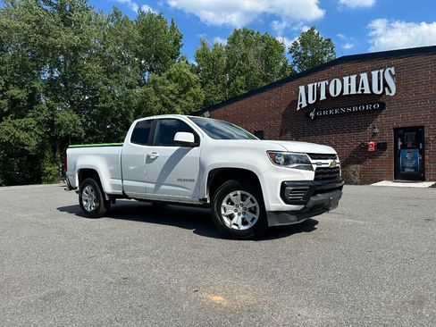 Used 2022 Chevrolet Colorado LT w/ Fleet Safety Package RWD image 20