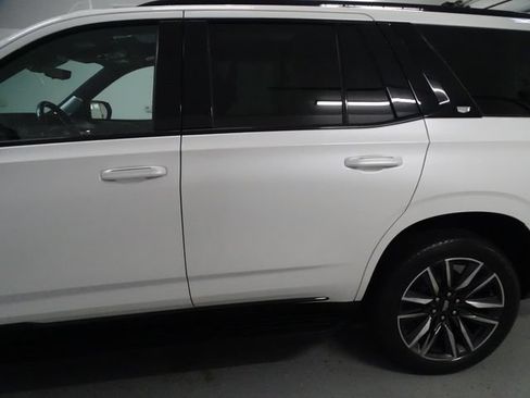 Used 2023 Cadillac Escalade Sport Platinum AWD/4WD image 21