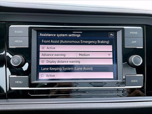 Used 2023 Volkswagen Jetta SE w/ Panoramic Sunroof Package FWD image 24