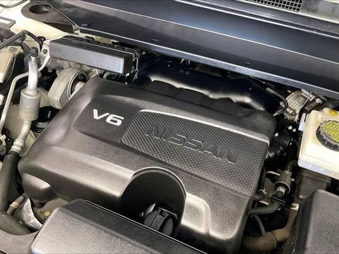 Used 2020 Nissan Pathfinder SL AWD/4WD image 33