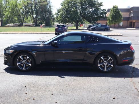 Used 2016 Ford Mustang Coupe w/ Equipment Group 051A RWD image 9