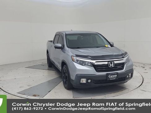 Used 2019 Honda Ridgeline Sport image 4