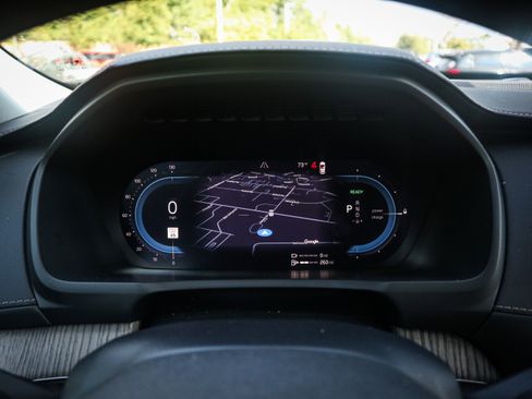 Used 2023 Volvo XC90 T8 Ultimate w/ Protection Package Premier image 21