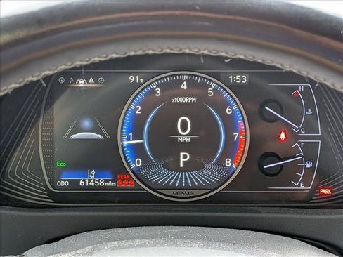 Used 2019 Lexus UX 200 w/ Premium Package FWD image 10
