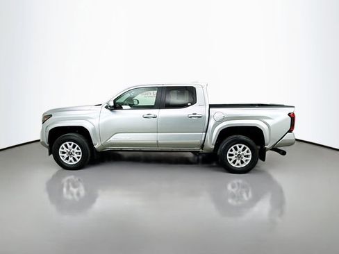 Used 2024 Toyota Tacoma SR5 image 4
