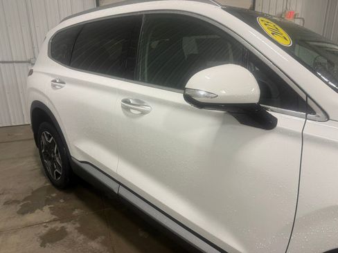 Used 2023 Hyundai Santa Fe SEL Premium image 5